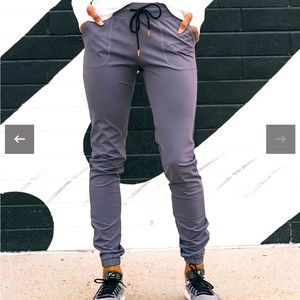 Dark Gray Peak Zipper Joggers (Long) 31" size small